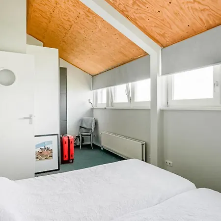 3 Bedroom Beautiful Home In Wieringerwerf Holiday home